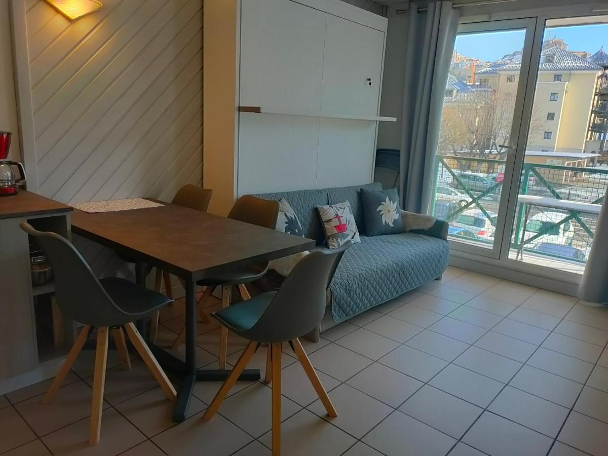 Chez Maxime Pre Du Moulin Apartment